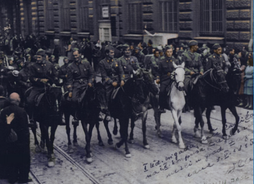 Štab Udarne brigade “Braća radić” na čelu Desetog korpusa ulazi u Zagreb, 9. svibnja 1945. godine. Na bijelom je konju Josip Skupnjak Vlado