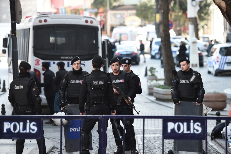 Turski policijski kordon kod Plave džamije nakon napada.
