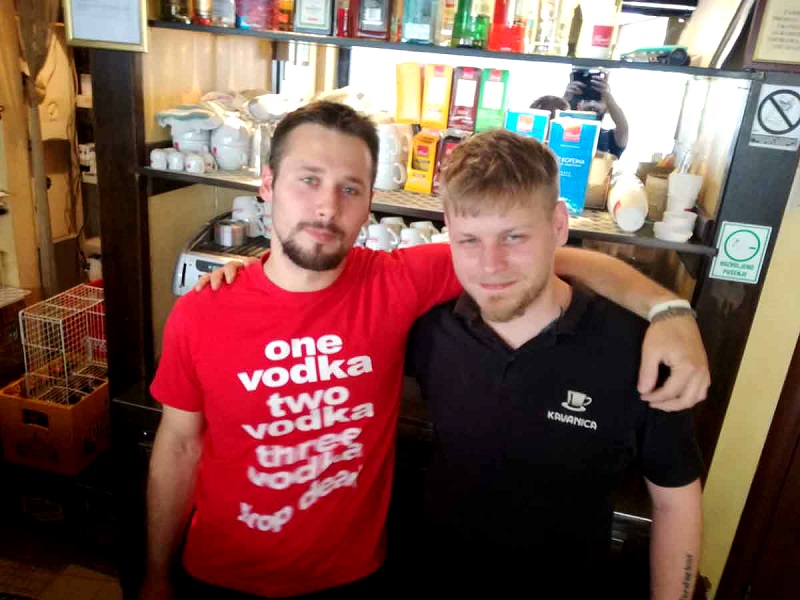 Josip i Ivan, Golf