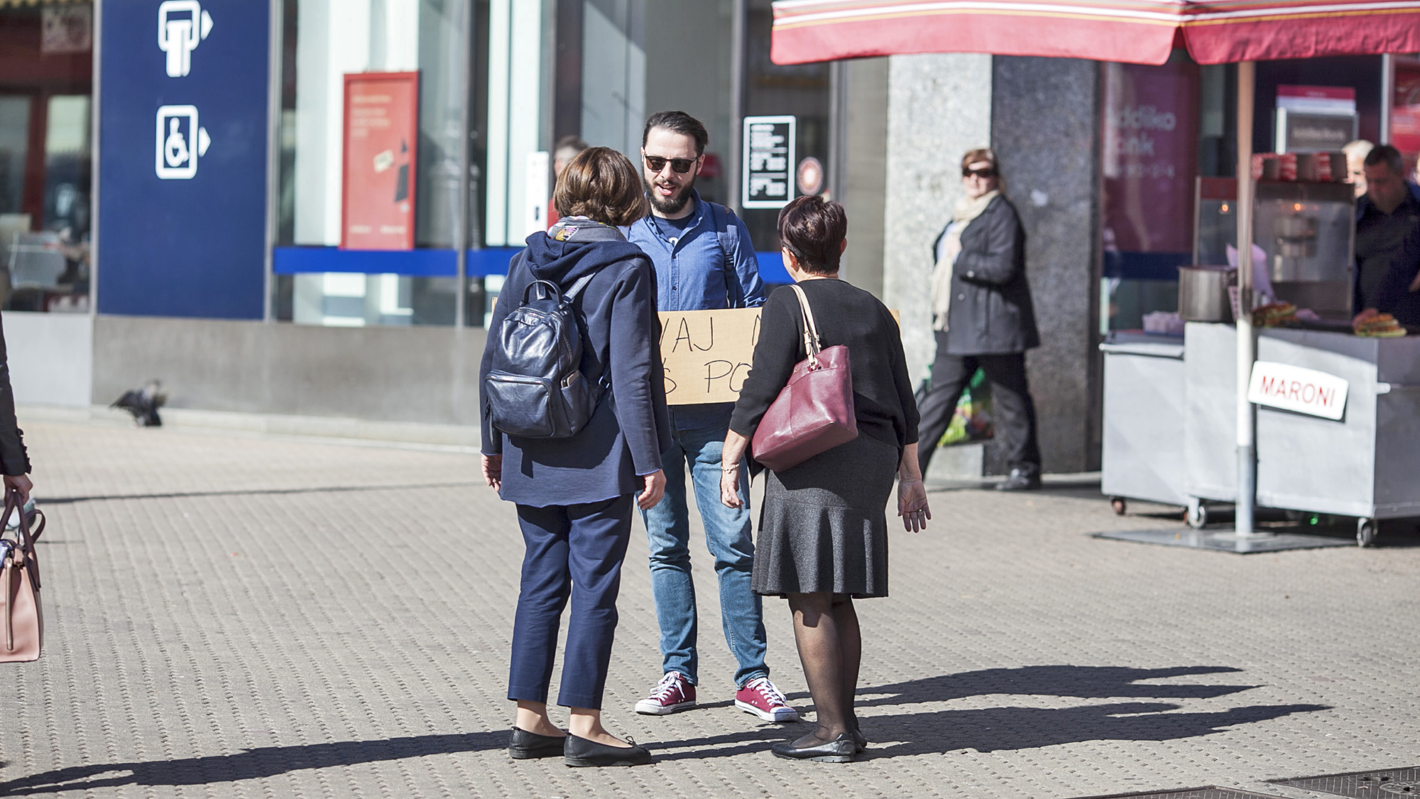 Kako upoznati curu kako upoznati curu