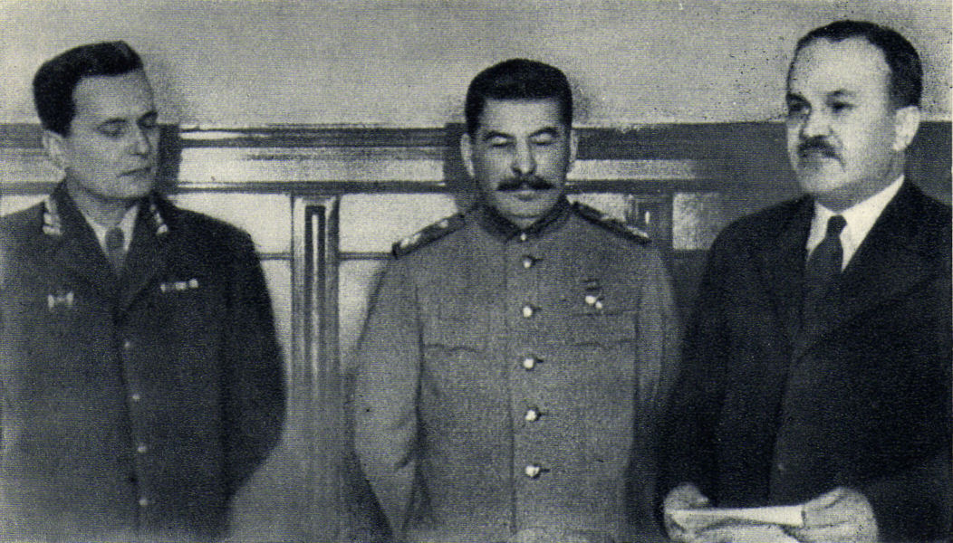 Tito sa Staljinom i Molotovom u Moskvi
