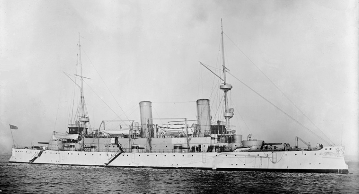 Američka krstarica i admiralski brod USS Olympia