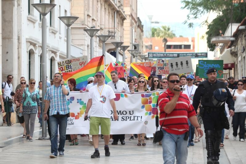 U Splitu je održana peta po redu Povorka ponosa, koja je prošla dostojanstveno i bez incidenata. 