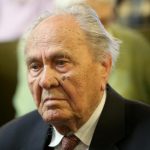 Hrvatska se nakon 35 godina formalno ogradila od kontroverznog Manolićevog izvješća o obrani i padu Vukovara