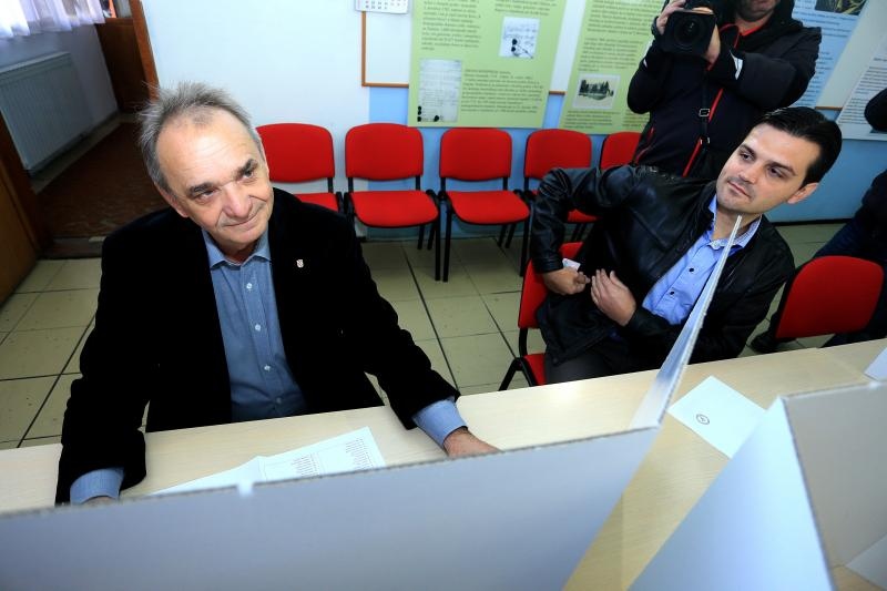Branimir Glavaš izašao na izbore u pratnji Dragana Vulina. Davor Javorović/PIXSELL