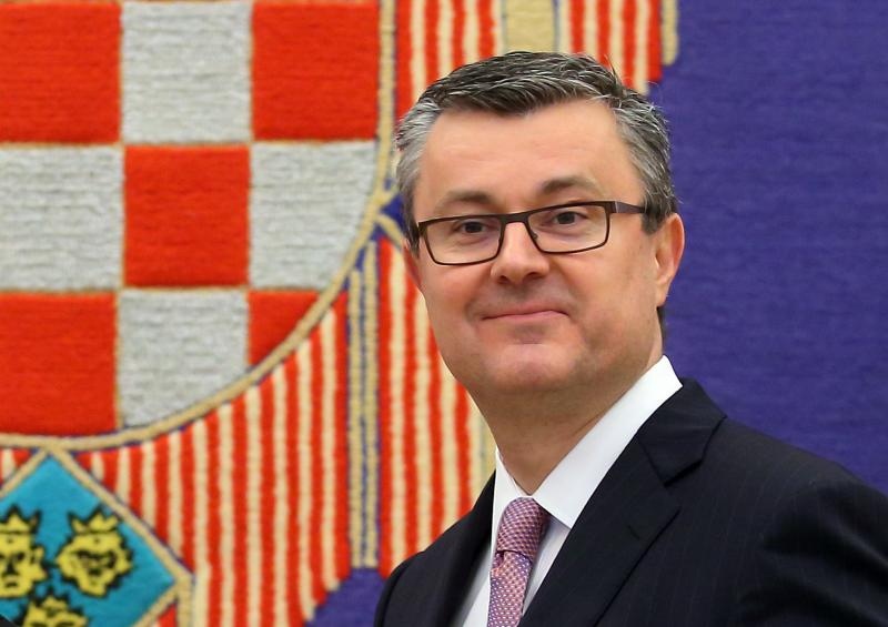 Orešković je neočekivano postao hrvatski mandatar