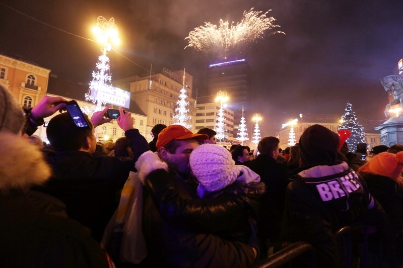 01.01.2016., Zagreb - Na Trgu bana Josipa Jelacica organiziran je svecani docek Nove godine uz koncert. 
Photo: Borna Filic/PIXSELL