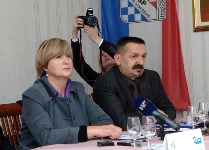Ruža Tomašić i Pero Ćorić dok su još oboje bili u stranci HSP AS