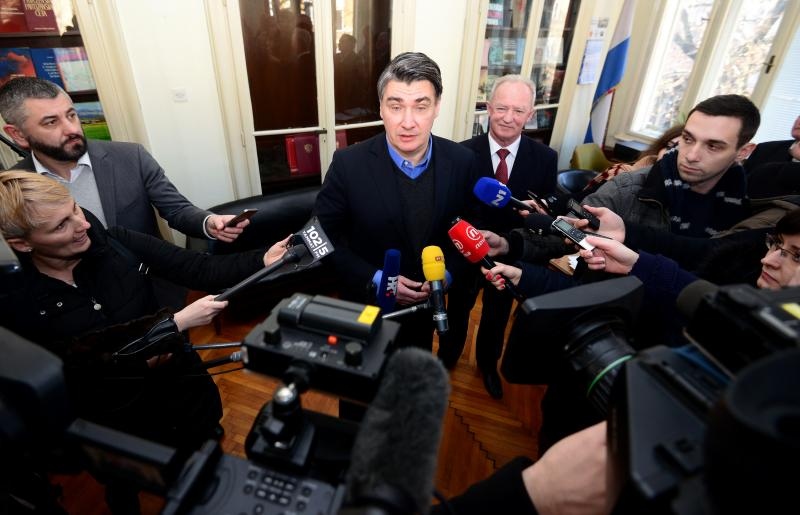 Zoran Milanović odgovara na pitanja novinara