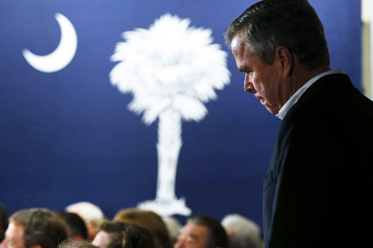(FILES) This file photo taken on February 16, 2016 shows Republican presidential candidate Jeb Bush speaking to an audience of voters in Beaufort, South Carolina. Former Florida governor Jeb Bush -- brother and son to two US presidents -- dropped out of the White House race February 20, 2016 after a disappointing showing in South Carolina's Republican primary. / AFP / GETTY IMAGES NORTH AMERICA / SPENCER PLATT