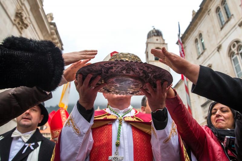Misnim slavljem, a potom i procesijom Dubrovčani su obilježili 1044. Festu svetog Vlaha, zaštitnika Dubrovnika.