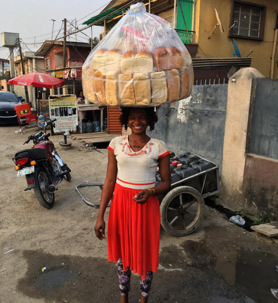 Pronašli su misterioznu prodavačicu kruha, Olajumoke Orisagunu