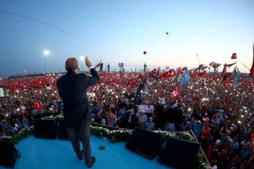 Erdogan drži govor pred milijun ljudi