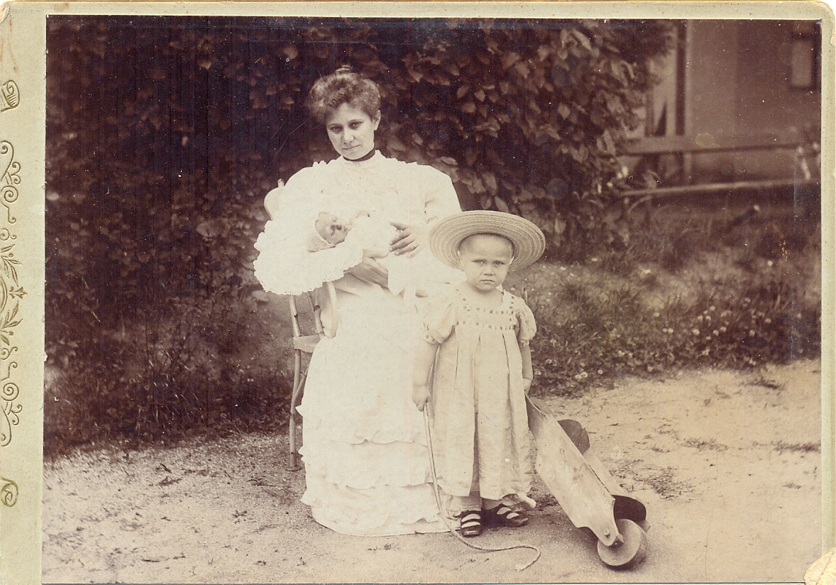 Vilma with sons Branko and Slavko Oradea 1906