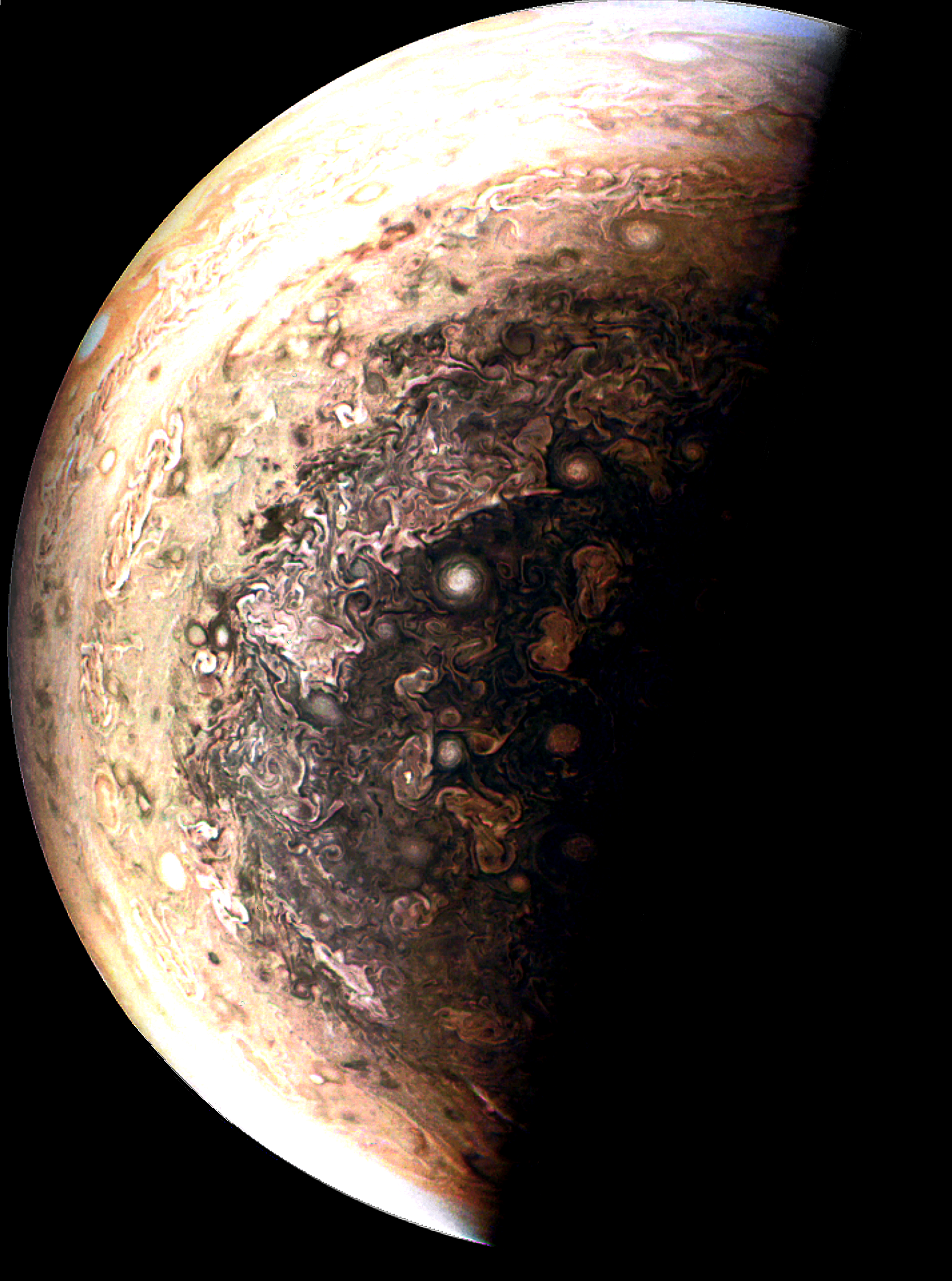 Jupiter izbliza sa povećanim kontrastom boja