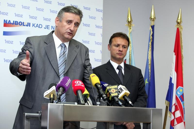 Godina 2012.; gospodin Jandroković je uvijek čvrsto stajao i uz šefa HDZ-a Karamarka