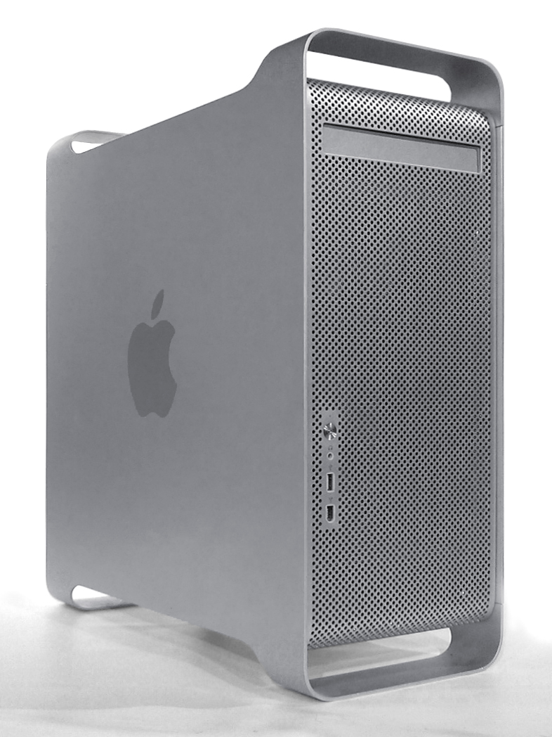 Iste godine, 2003., Apple je predstavio i PowerMac G5. Tada, G5 je bio jedno od najbržih računala koje se moglo kupiti. Ta sirova snaga je zahtijevala i mnogo hlađenja, stoga je zbog svojih ventilatora, G5 bio i jedno od najbučnijih računala na tržištu. Dizajn G5 se koristio u Appleovim stolnim računalima sve do 2013. godine kada su predstavili cilindrični Mac Pro, poznatiji pod nadimkom "kanta za smeće" ili "vaza".