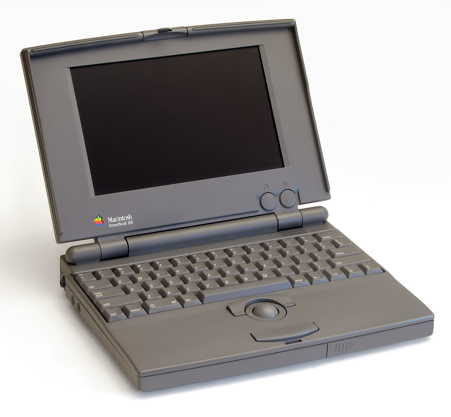 Naučivši mnogo iz pogrešaka svojeg prvog prijenosnog kompjutera, Maca Portablea, Apple je 1991. predstavio njegovog nasljednika, PowerBook 100. PowerBook 100 je za razliku od prethodnika bio iznimno uspješan, pa je kompaniji donio preko milijardu dolara prihoda u samo godinu dana prodaje. PowerBook 100 je također postavio temeljene dizajnerske smjernice za laptope, koji su aktualni još i danas.
