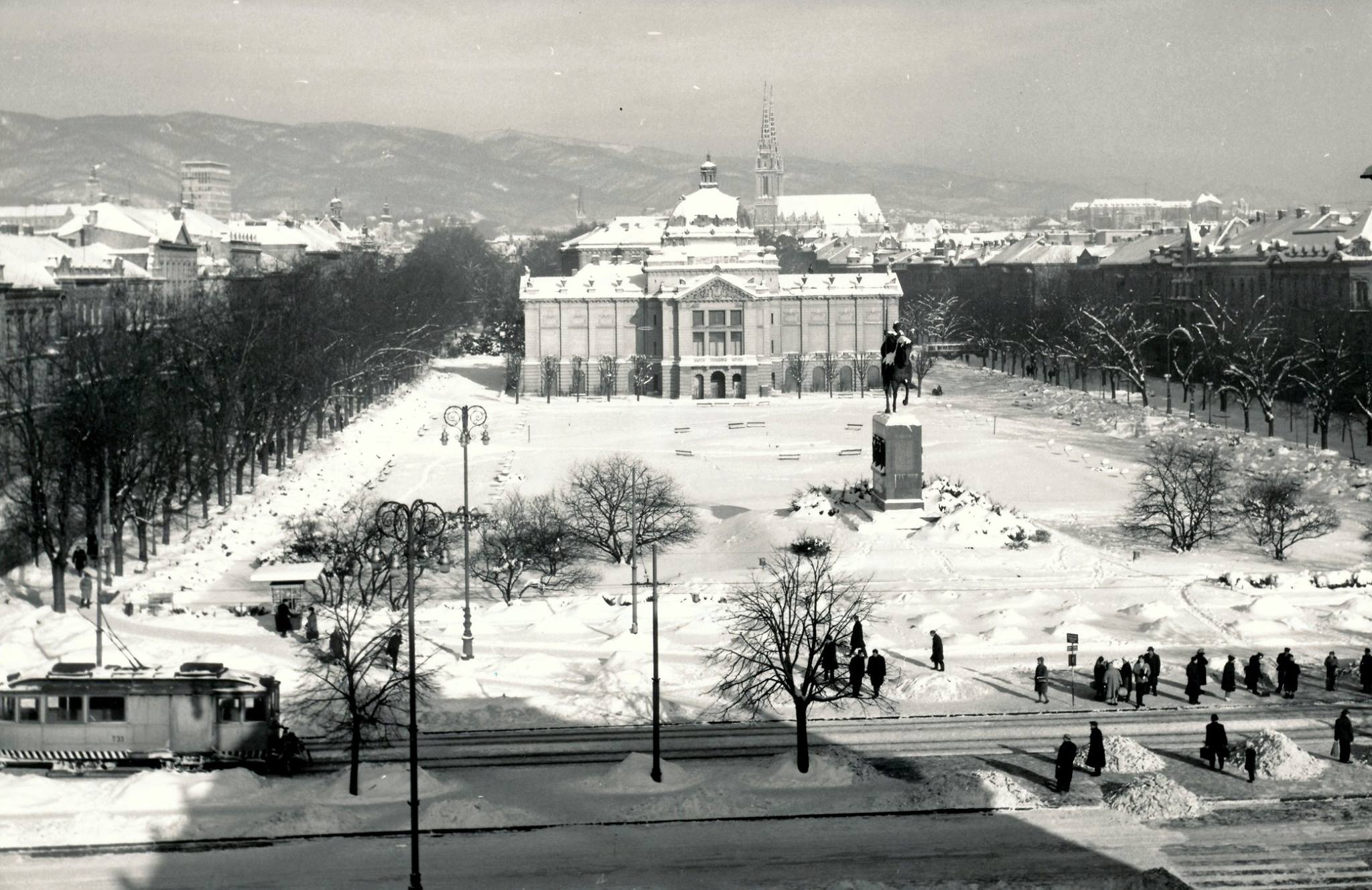 Zagreb, Tomislavov trg, 1960. godina
