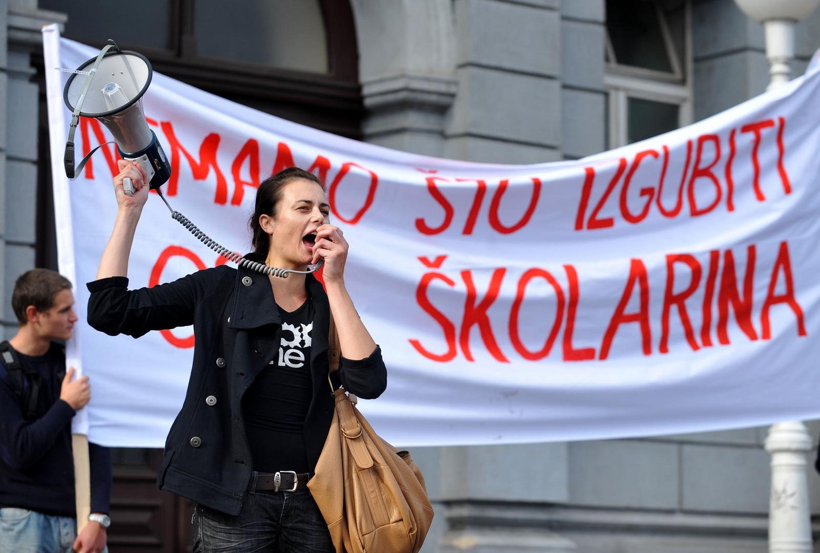 Studenti Filozofskog nastavili su prosvjedovati i 5. studenog kada su u povorci zagovarali besplatno studiranje za sve