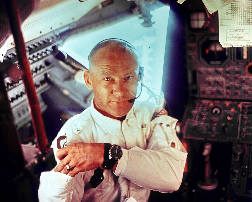 Edwin "Buzz" Aldrin slikan u lunarnom modulu Apolla 11, 20. srpnja 1969. godine.