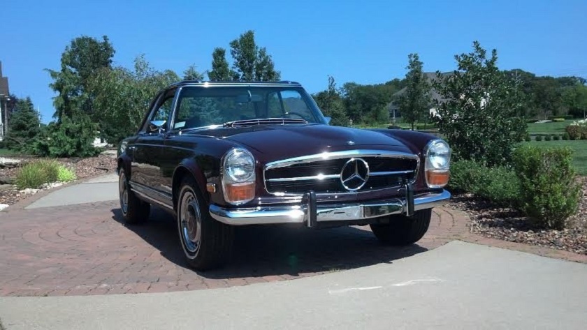 Ovaj oldtimer Mercedes stoji 1,100.000 kuna.