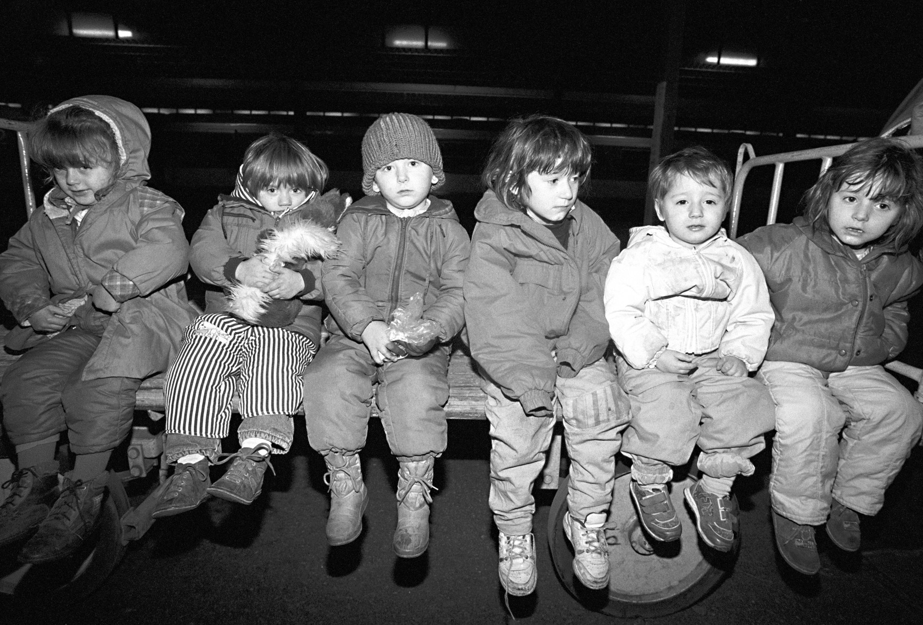 TUGA DO NEBA Fotogalerija prekinutih djetinjstava: Ovo su slike djece koja su 1991. morala pobjeći iz Vukovara