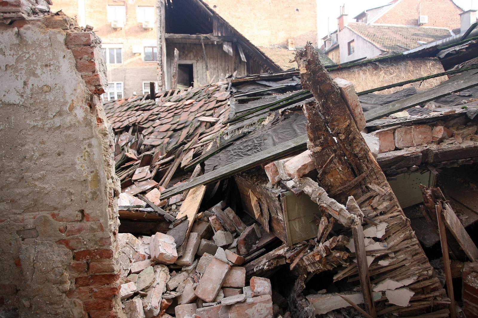 Kuća u Preradovićevoj se prije šest godina urušila od starosti.