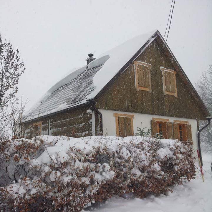 Planinska ruralna kuća Margherita nalazi se u Begovom Razdolju u Gorskom kotaru. 