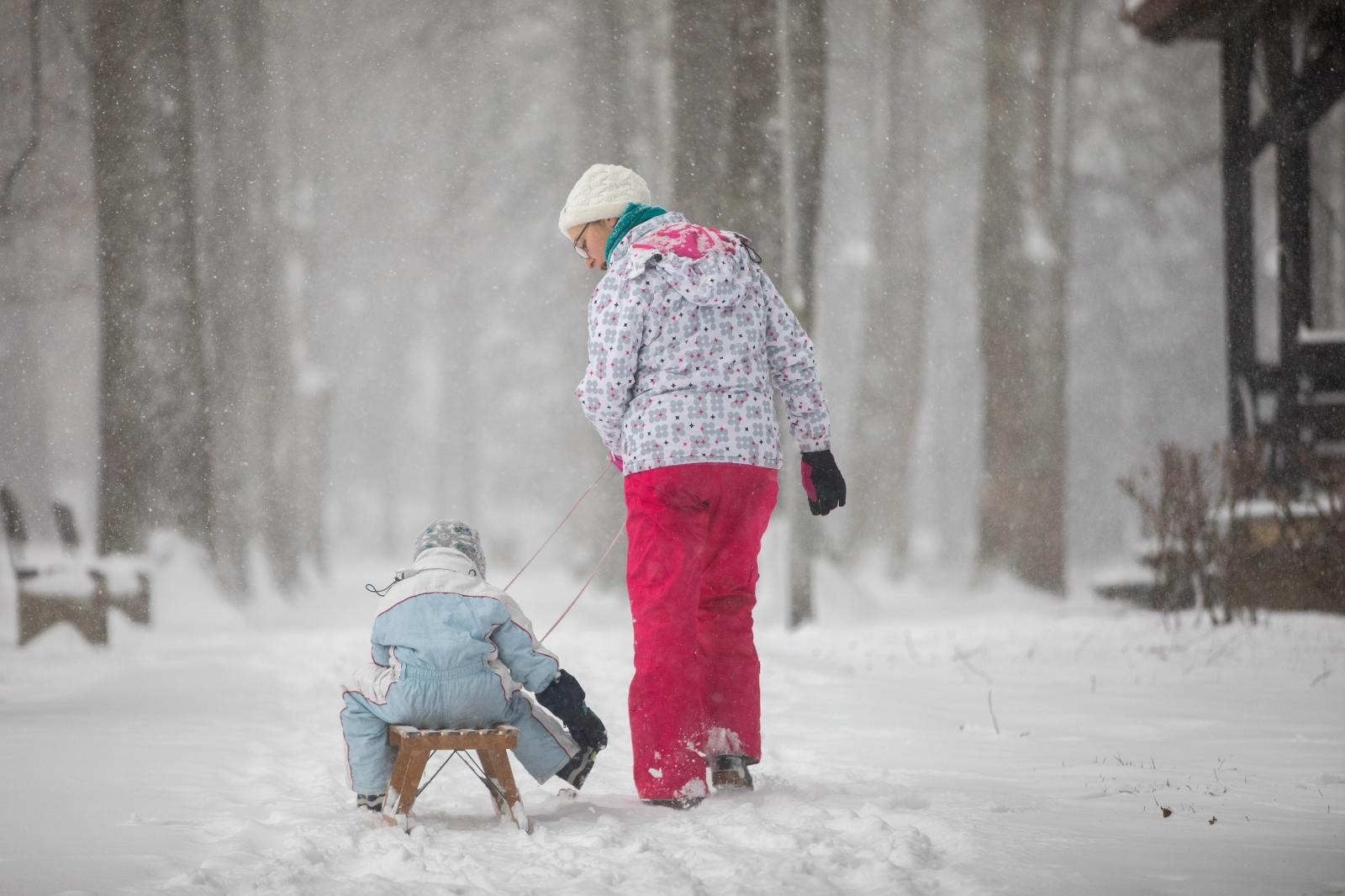 Snijegu su se posebno razveselila djeca./Nel Pavletic/PIXSELL