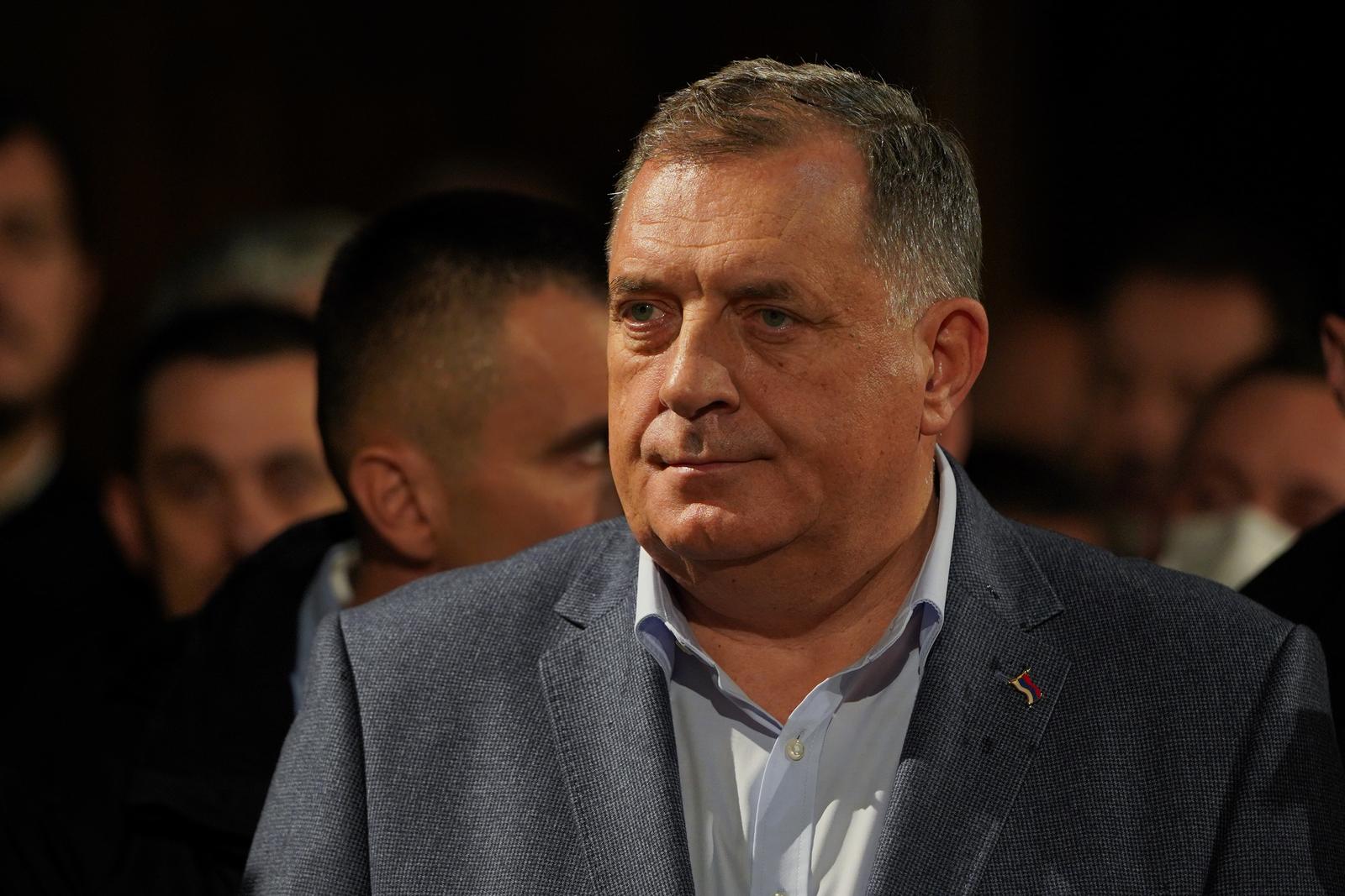 „Srpska spremna da pomogne Srbima na Kosmetu" Dodikova poruka nakon sastanka s Vučićem i patrijarhom Porfirijem