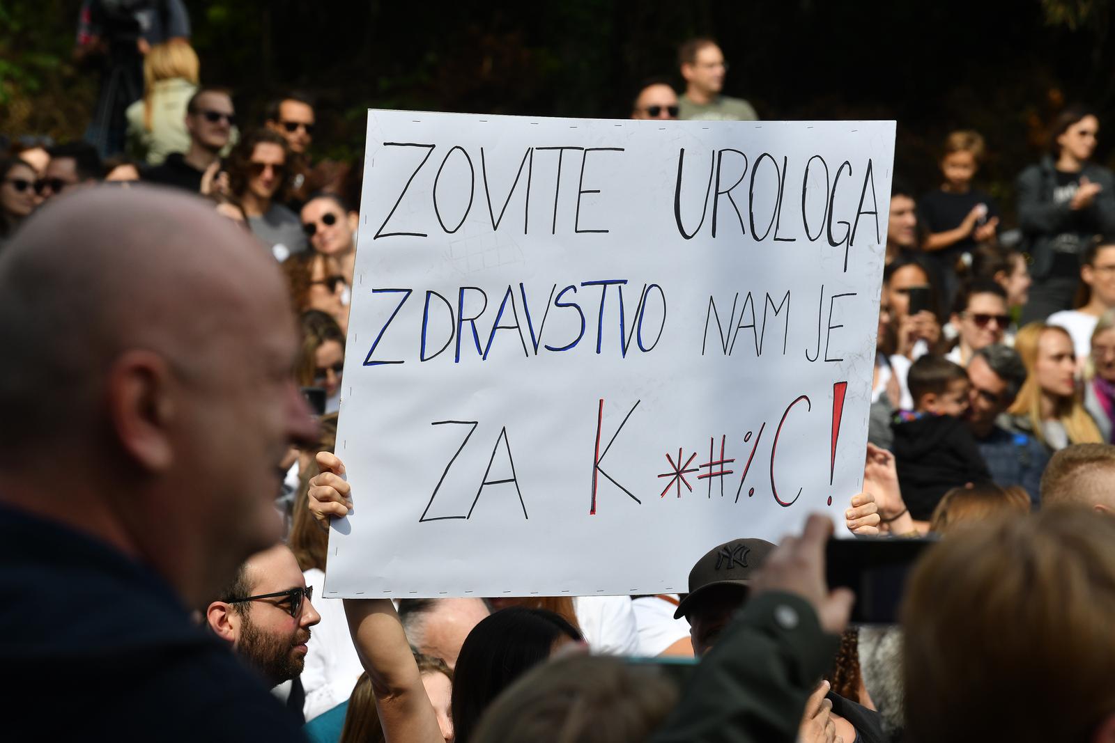 Ministar Beroš istaknuo je nelogičnost da je prvo najavljen prosvjed, a zatim je Inicijativa tek ovoga tjedna zatražila i razgovore u Ministarstvu o svojim zahtjevima.

