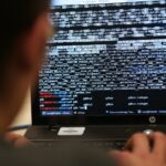 Vlade i tvrtke diljem svijeta isključuju web-stranice, otkriveni ozbiljni sigurnosni propusti