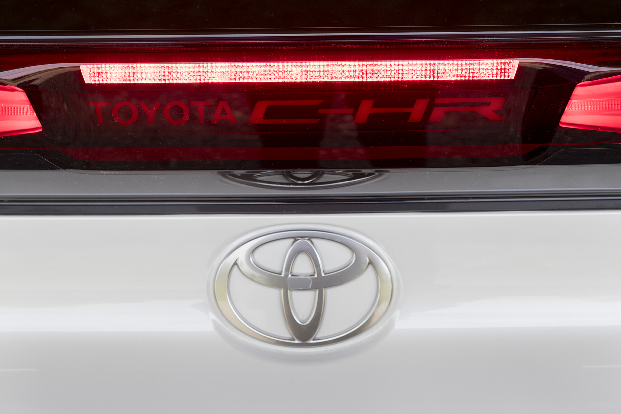 Toyota C-HR cijena i dizajn