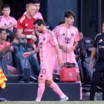 Lionel Messi zbog ozljede napustio igru u 11. minuti. Mascherano nakon dvoboja malo umirio navijače