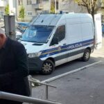 Zbog tužbe svemoćnog HDZ-ovca policajci u zoru upali novinaru u stan i opet ga u lisičinama priveli na sud