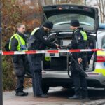 Auto se zabio u grupu ljudi u Njemačkoj. Policija ga izrešetala mecima, osumnjičeni pobjegli pješice
