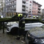 Kaos zbog nevremena: u Zagrebu otkazana nastava u školama, problemi i u tramvajskom prometu, crveni alarm za tri regije