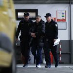 Foto. Osumnjičene za korupciju i pranje novca u Hrvatskom skijaškom savezu dovode na ispitivanje