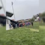 Video. Brutalan kaos u zagrebačkoj ligi: na terenu pucali šamari, redari napali goste, uletjeli policija i Hitna