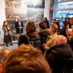 Galerija “Spirit of Art” predstavila izložbu “Put svjetla” s impresivnim radovima studenata i 5-metarskim umjetničkim djelom