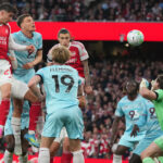 Arsenal pobjedom protiv Burnleyja sve bliže dugo iščekivanom naslovu prvaka, kiks Cityja nedostaje za slavlje