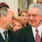 Pravnik, partijski sekretar, Tuđmanov premijer i do jutros vječni šef HOO-a. Tko je Zlatko Mateša?