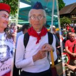 Foto. U Kumrovcu se slavi Dan mladosti, na feštu došli Stipe Mesić i kineski ambasador
