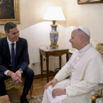 Papinim posjetom Španjolskoj učvršćen je neobičan 