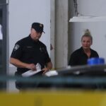 Upravo. Supruga uhićenog direktora iz HOO-a ide na slobodu, za njega se čeka odluka