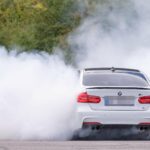 Mladić bijesnim BMW-om driftao kod splitskog groblja, policija mu oduzela automobil
