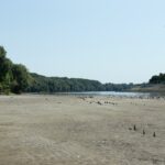 Foto. Ovako danas izgleda korito Drave u Osijeku, vodostaj je rekordno nizak