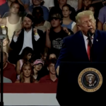 Hit. Trump imao skup u Georgiji, ali svi pričaju o čovjeku koji ga je ismijavao iza njegovih leđa