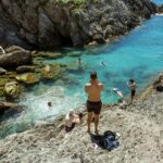 Bakterija koja može izazvati teške infekcije sve je bliže europskim plažama: tko je u najvećem riziku?